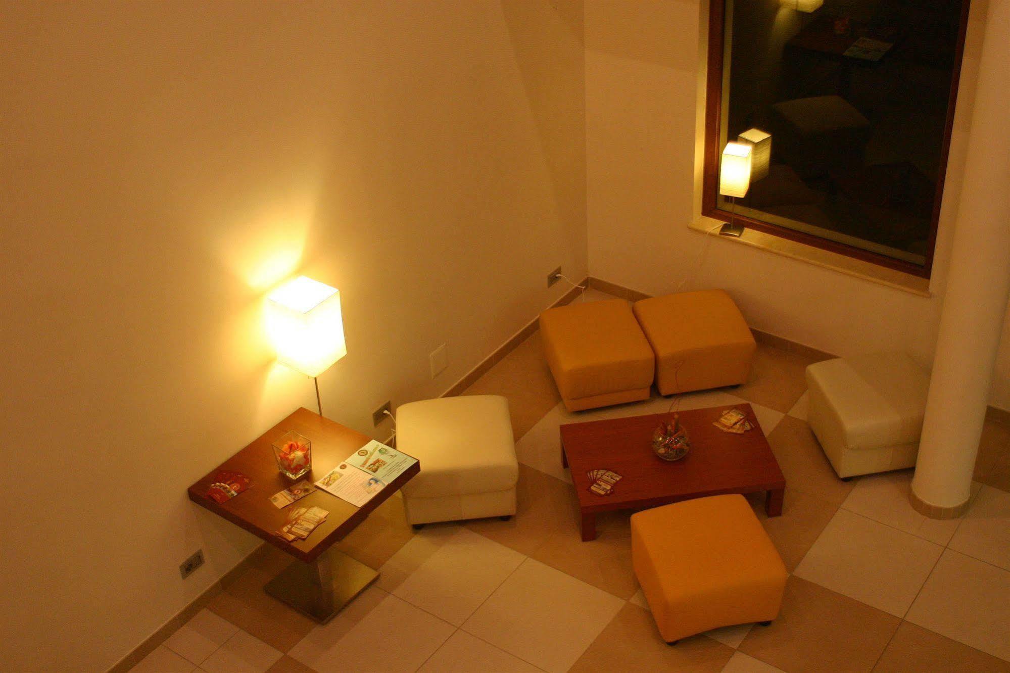 Hermes Hotel Policoro Exterior foto