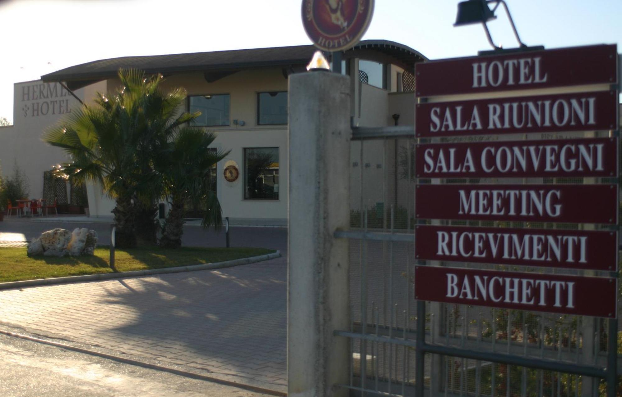 Hermes Hotel Policoro Exterior foto